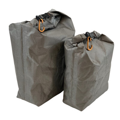A 3/4 side view of the large (left) and small (right) Ultra 200 Food Bags